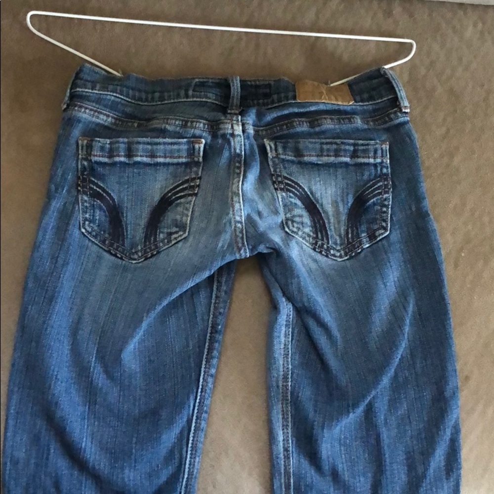 Hollister Jean - Picture 3 of 3